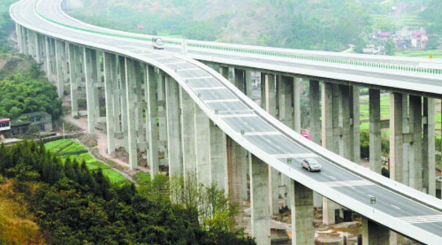 云萬(wàn)高速公路橋梁