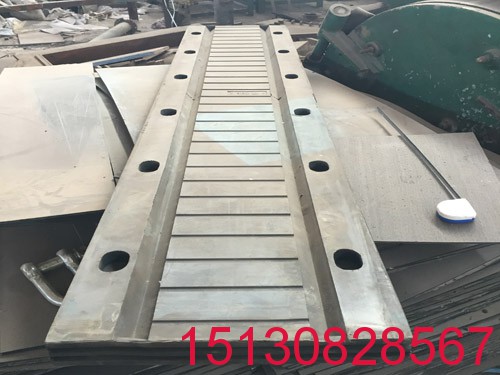 GQF-C型 MZL模數(shù)式伸縮縫 TST無(wú)縫伸縮縫 梳齒鋼板型伸縮縫廠家底價(jià)151-3082-8567