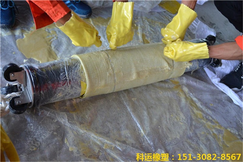 市政管道非開挖局部樹脂固化修復(fù)的方法 管道內(nèi)襯修補器3